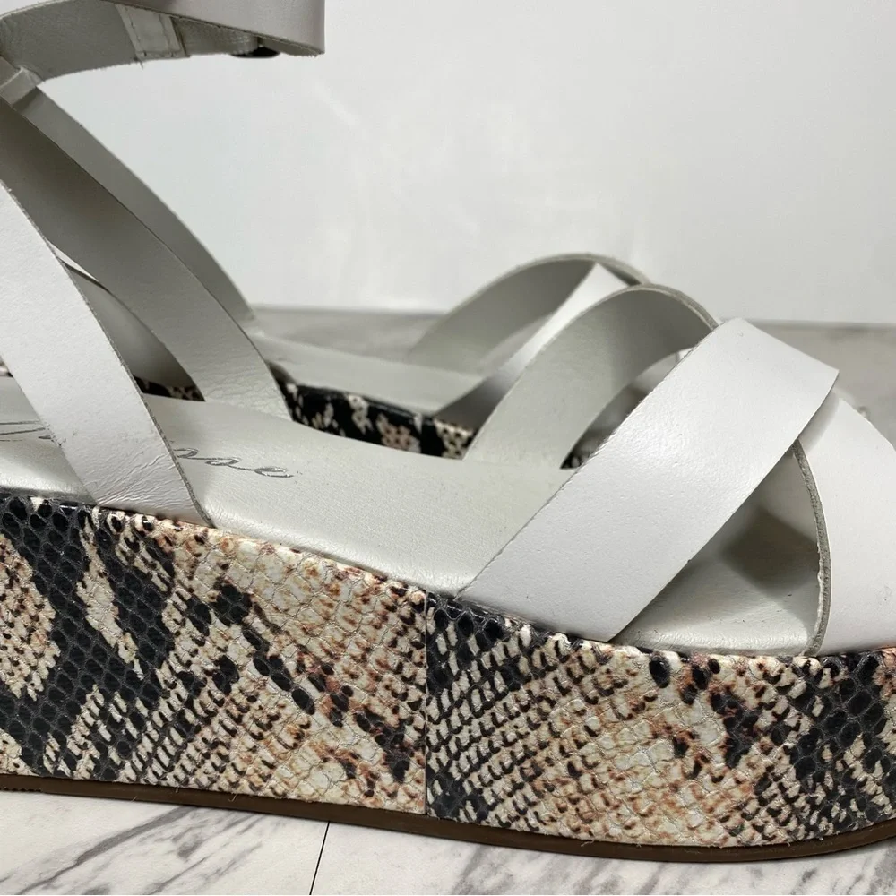 Matisse Sure Thing Platform Strappy Snake Leather Sandal 9M